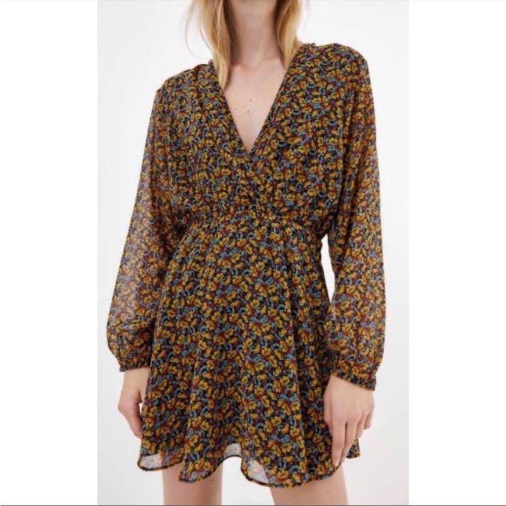 Zara Floral Mini Dress Long Sleeve V-Neck small boho Blogger favorite